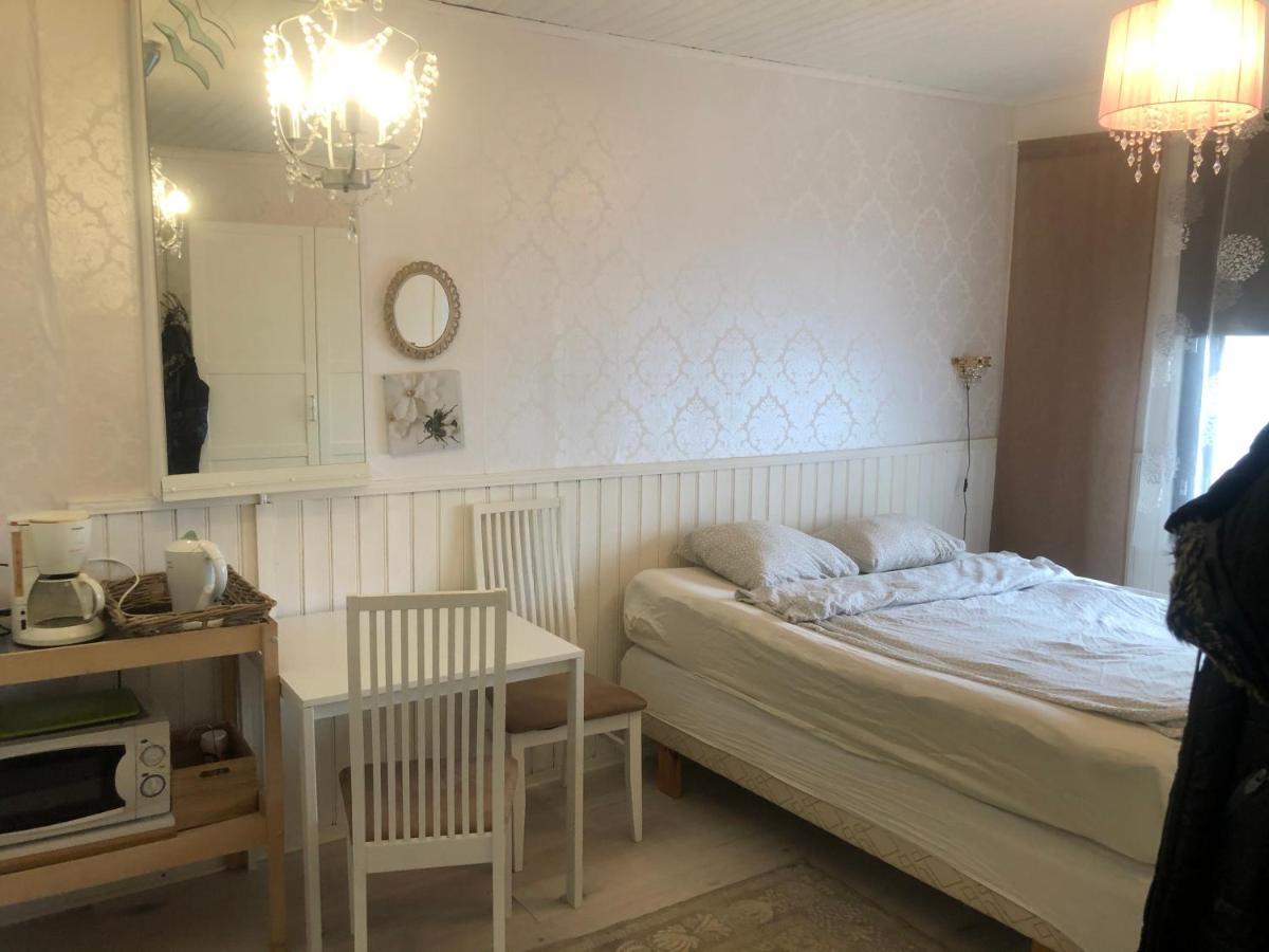 Puutaloasunto 1.8 Km Turun Aurajoelta Apartment Turku Bagian luar foto